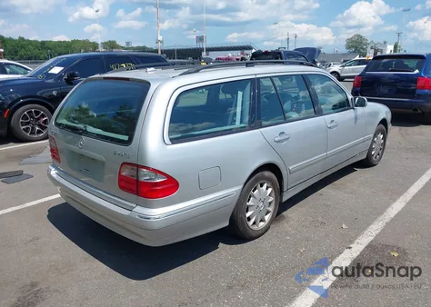 2000 Mercedes-Benz E 320 4M z USA, uszkodzony, nr VIN WDBJH82J1YX037111